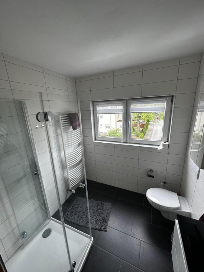 Schoene Ruhige Wohnung In Anliegerstrasse Ессен Екстер'єр фото